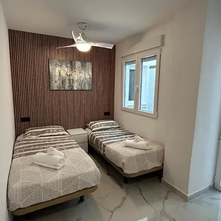 Close To The With Garage